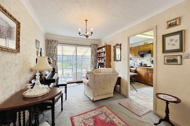 211, Dovehouse Drive, Warwick photo 4