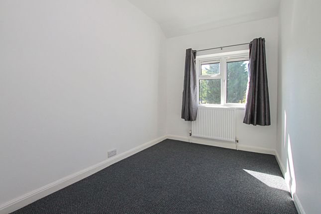 Terraced house to rent in Exning Road, Newmarket