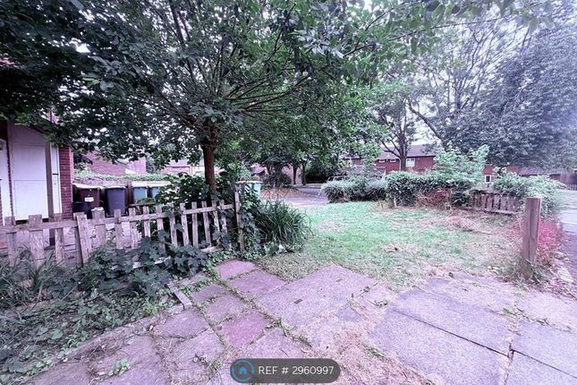 Marlfield Close, Ingol, Preston photo 2