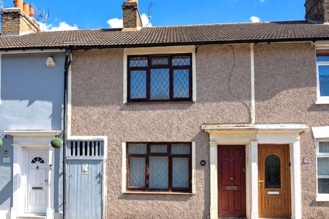 3-bed terraced on 21 Great Queen Street, 21 Great Queen Street, Dartford, £150,000