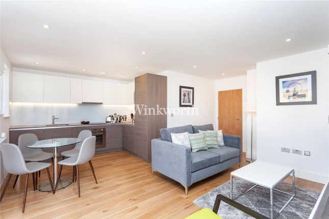 Thumbnail Flat to rent in Graham Apartments, Silverworks Close, London