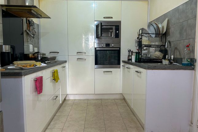 29, Faversham Street, Greater Manchester photo 2