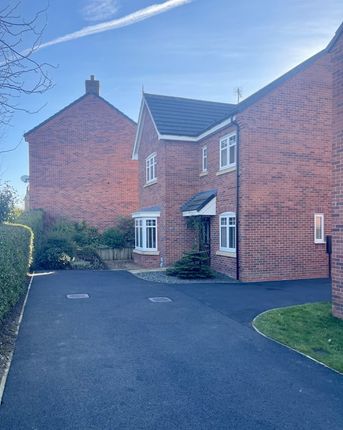 10 Keepers Croft, Ashbourne photo 2