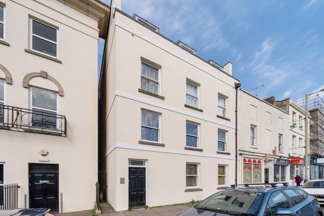 Bath Road, Cheltenham photo 2