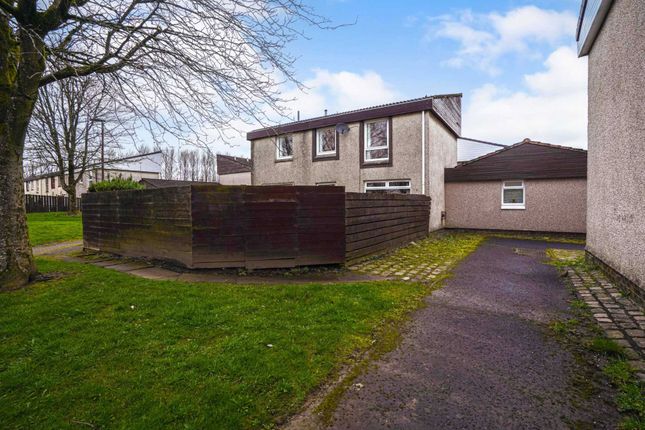 End terrace house for sale in 25 Park Green, Erskine