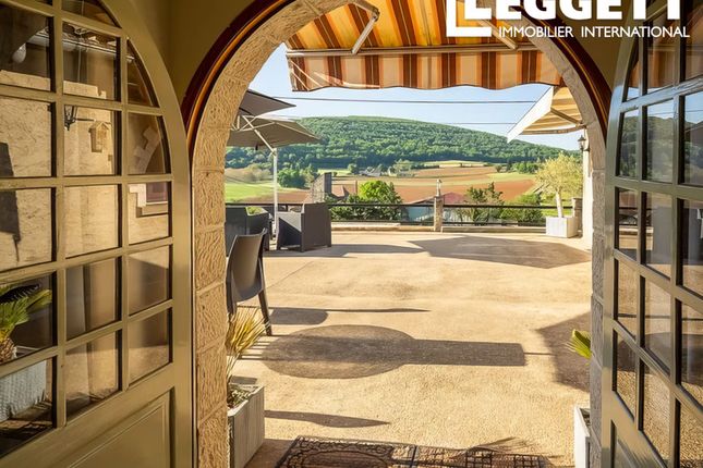 Villa for sale in Cajarc, Lot, Occitanie