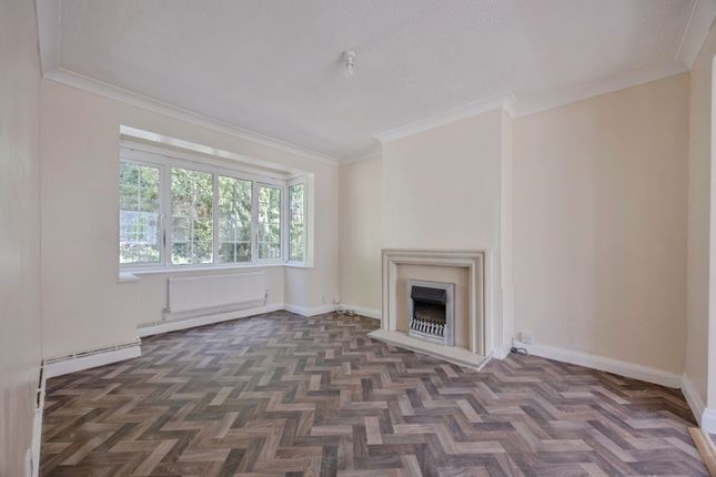 104, Godstone Road, Surrey photo 2