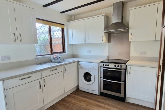 9, All Saints Close, Wokingham photo 4