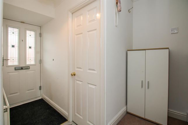 21, Croft Drive, Barnsley photo 4