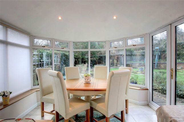 30, Mosel Drive, Worcestershire photo 4