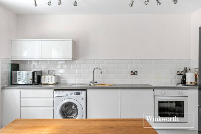 Flat 1, Gibson Court, 3, Constable Close, London photo 3