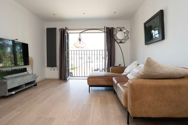 Flat 9 Crown Mill, London Road, Mitcham photo 2