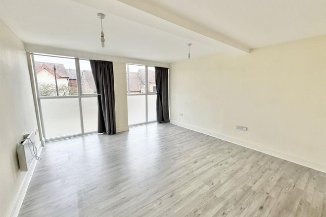 3, Gardiners Court, Mansfield photo 2