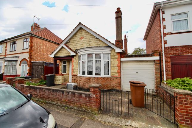 Thumbnail Detached bungalow to rent in Exeter Road, Peterborough