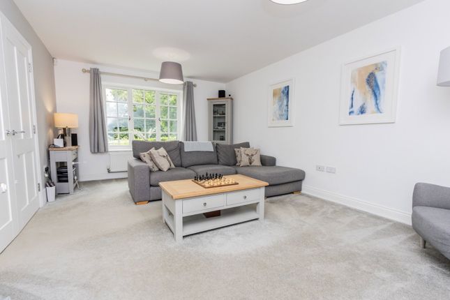 Bedgebury Cottage, 1 Market Place Close, Cranbrook photo 4