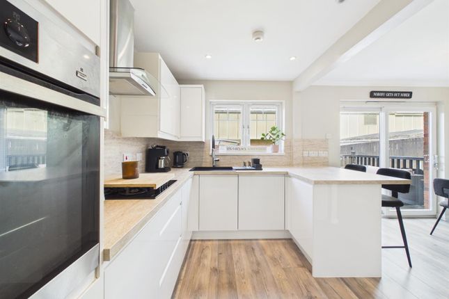 53, Osprey Road, Paisley photo 4