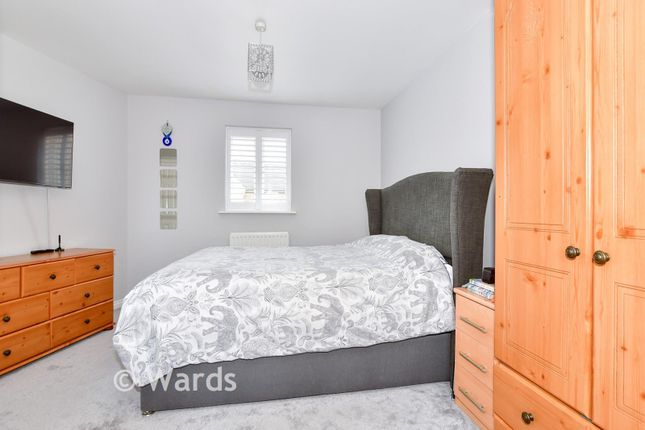 33, Beaver Road, Maidstone photo 4