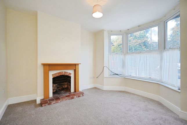 13, Lullington Road, Swadlincote photo 2