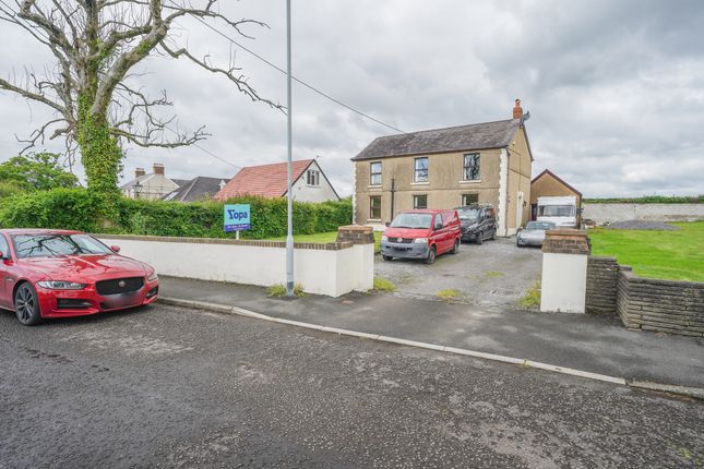 Thumbnail Detached house for sale in Gors Road, Penllergaer, Swansea