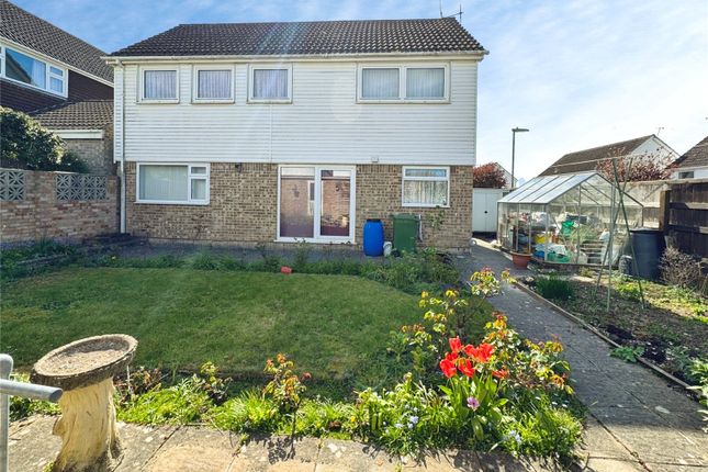 28, Newcomb Close, Hampshire photo 2