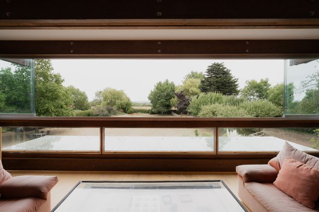 306758 - Blue Gates, Cambridge-13.Jpg