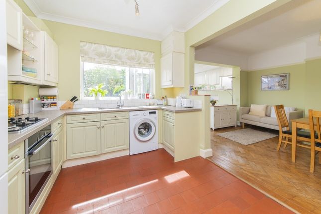 20, St. Pauls Way, London photo 4