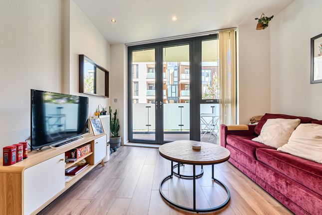 14 Quebec Way, London photo 5