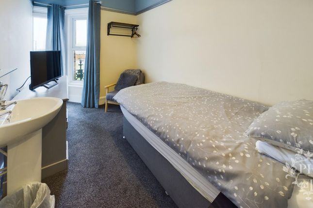 Bedroom Eight