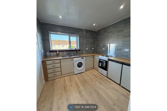 E Aurs Crescent, Barrhead, Glasgow photo 4