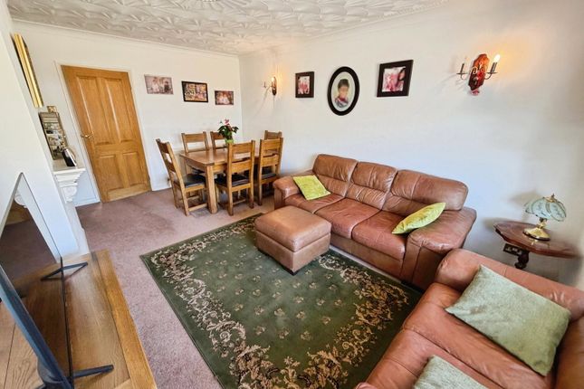 29, South View, Bridgend photo 2