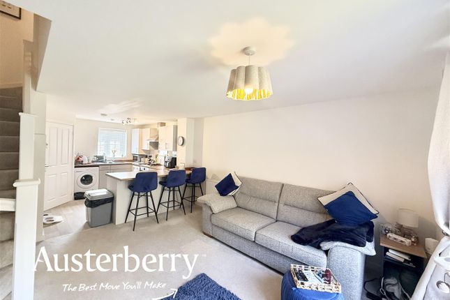 38, Hawarden Way, Stoke-On-Trent photo 4