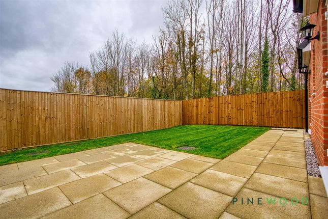 185 Chesterfield Road, Chesterfield photo 3