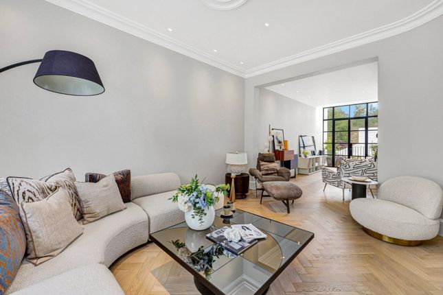 106, Regents Park Road, London photo 3