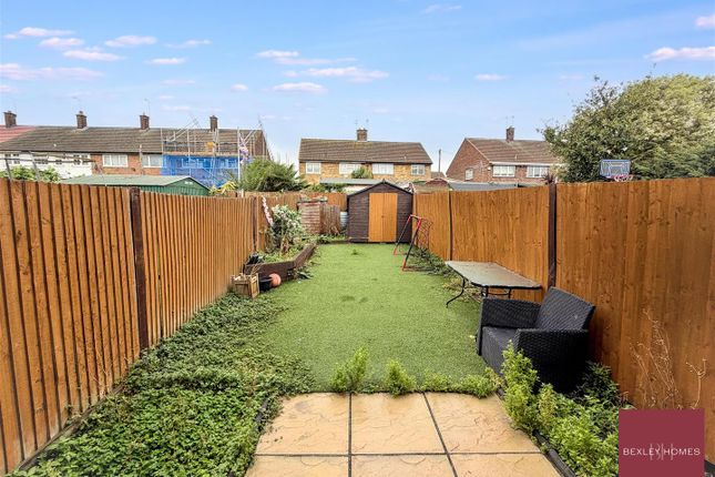 Sandpiper Drive, Erith photo 4