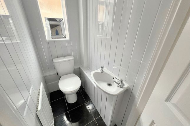 Flat for sale in Chirton West View, North Shields