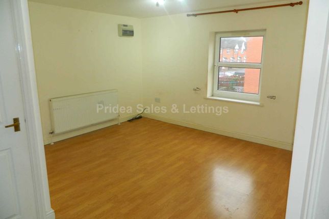 Flat 2, Monson Street, Lincoln photo 2