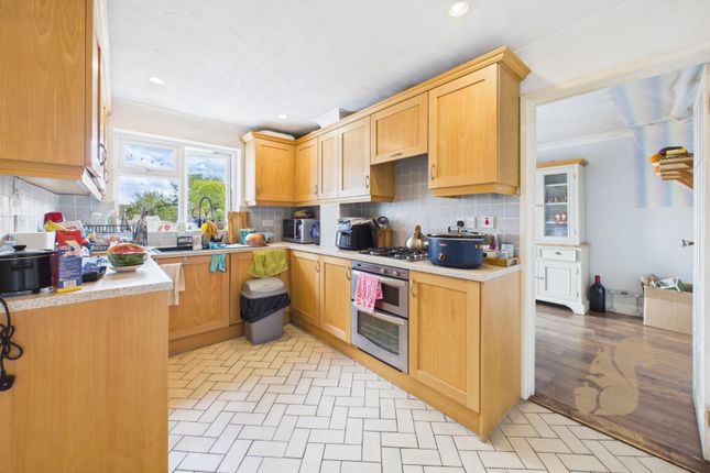 4, Beech Road, Sudbury photo 3
