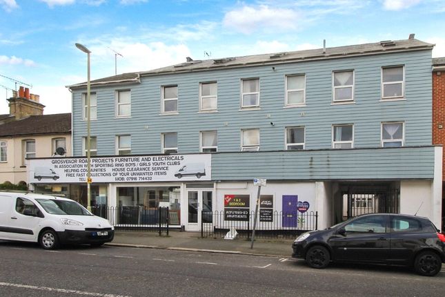 Flat for sale in Grosvenor Road, Aldershot, Hampshire