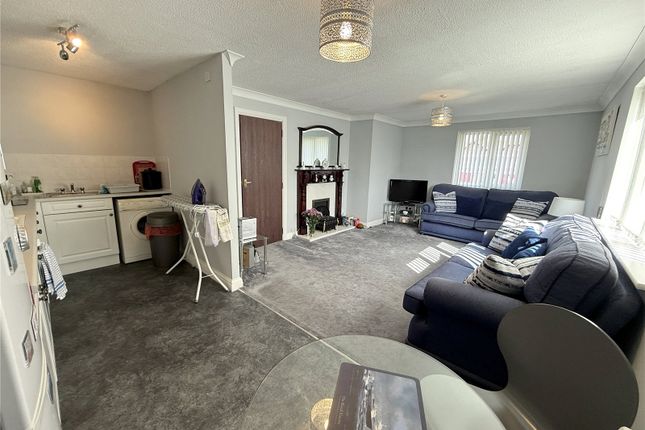 Flat 24, Courtfields, 121, Hornby Road, Lancashire photo 4