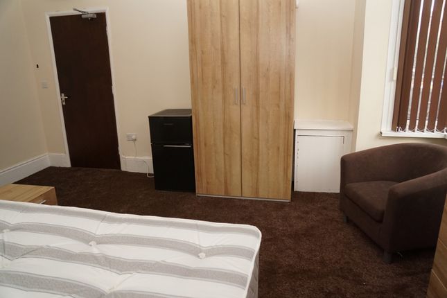 Shared accommodation to rent in Oakfield Road, Balsall Heath