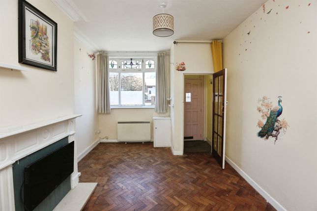 Flat 3, Royal Oak Court, 76, Brockhurst Road, Gosport photo 2