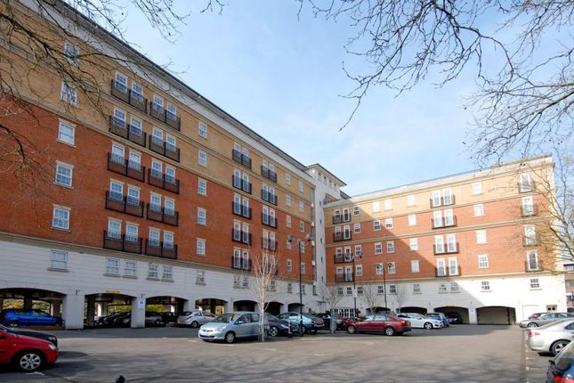 Thumbnail Flat for sale in Kings Lodge, Pembroke Road, Ruislip