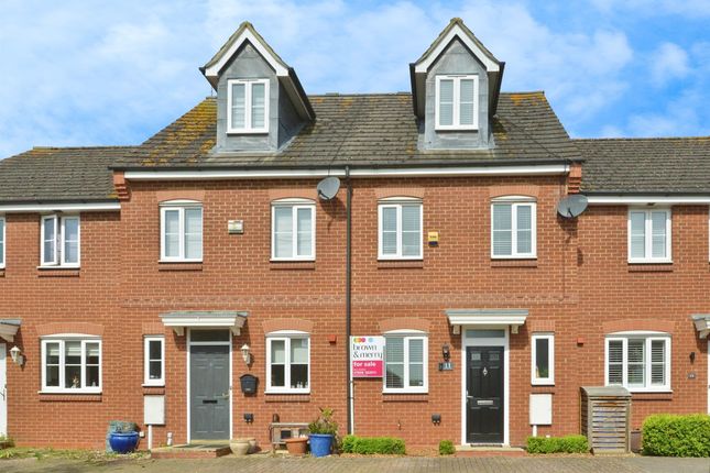 Town house for sale in The Meadows, Old Stratford, Milton Keynes