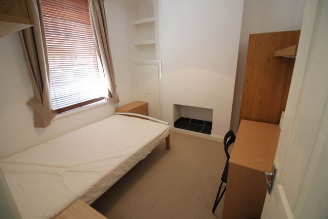 5, Crwys Place, Cardiff photo 4