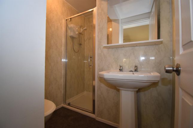 Flat 2, 80 Emscote Road, Warwick photo 5