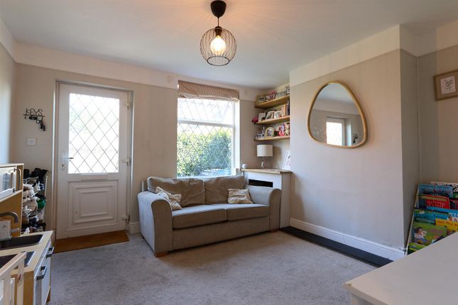 41, Holliers Walk, Hinckley photo 4