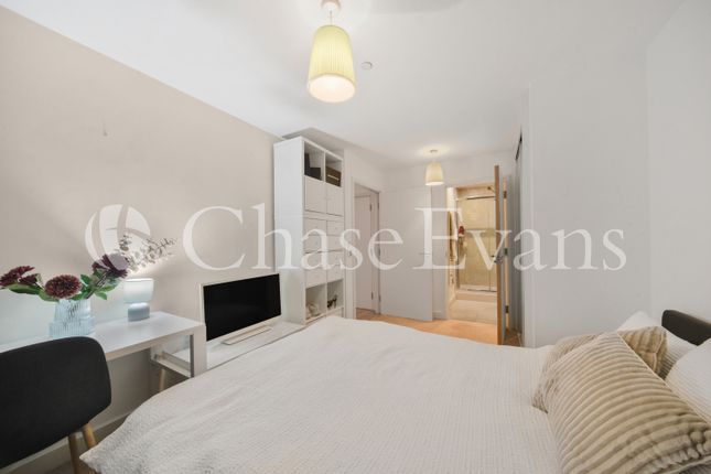 Flat for sale in Marner Point, St Andrews, Bromley By Bow