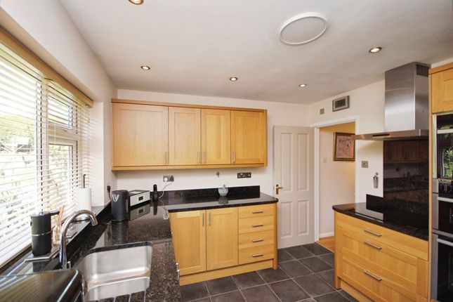22, Hopton Road, Gloucestershire photo 4