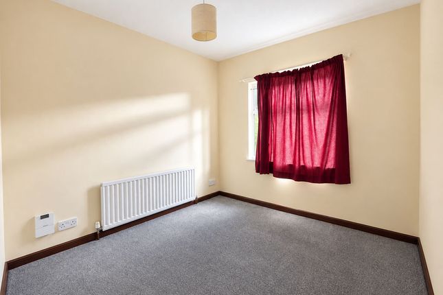 Room 3, 5, Avenue Road, Gosport photo 4