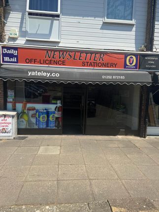 Retail premises to let in Reading Road, Yateley